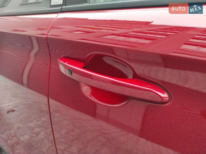 Внедорожник / Кроссовер Hyundai Kona Electric 2020 в Хмельницком