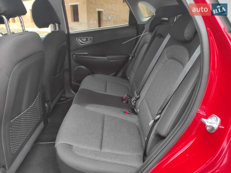 Внедорожник / Кроссовер Hyundai Kona Electric 2020 в Хмельницком