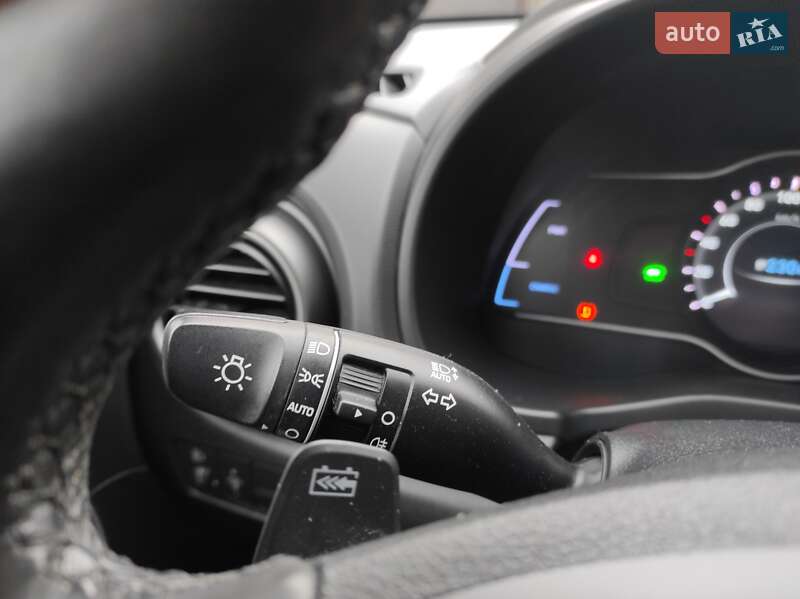 Внедорожник / Кроссовер Hyundai Kona Electric 2020 в Хмельницком