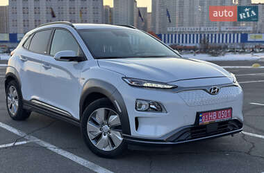 Позашляховик / Кросовер Hyundai Kona Electric 2020 в Києві