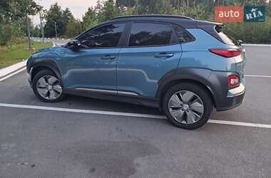 Внедорожник / Кроссовер Hyundai Kona Electric 2020 в 