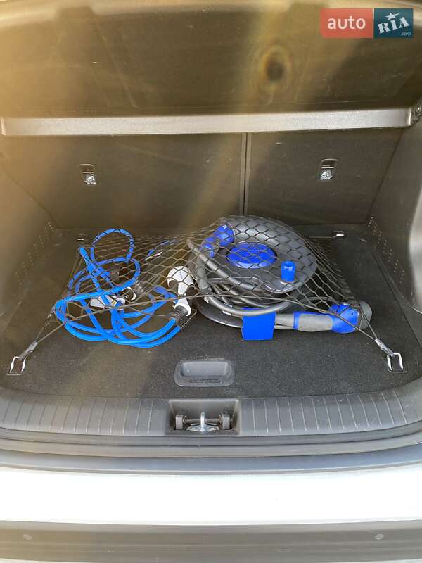 Внедорожник / Кроссовер Hyundai Kona Electric 2019 в Киеве