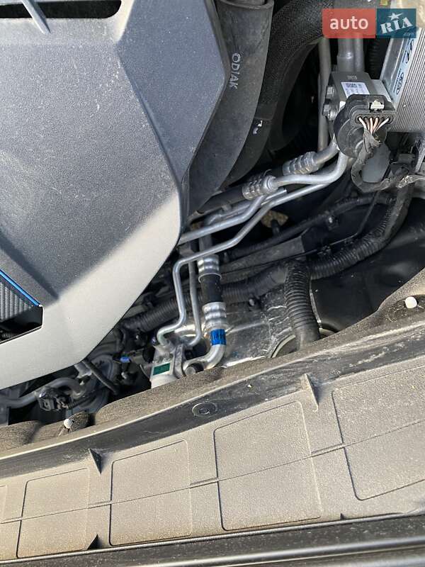 Внедорожник / Кроссовер Hyundai Kona Electric 2019 в Киеве