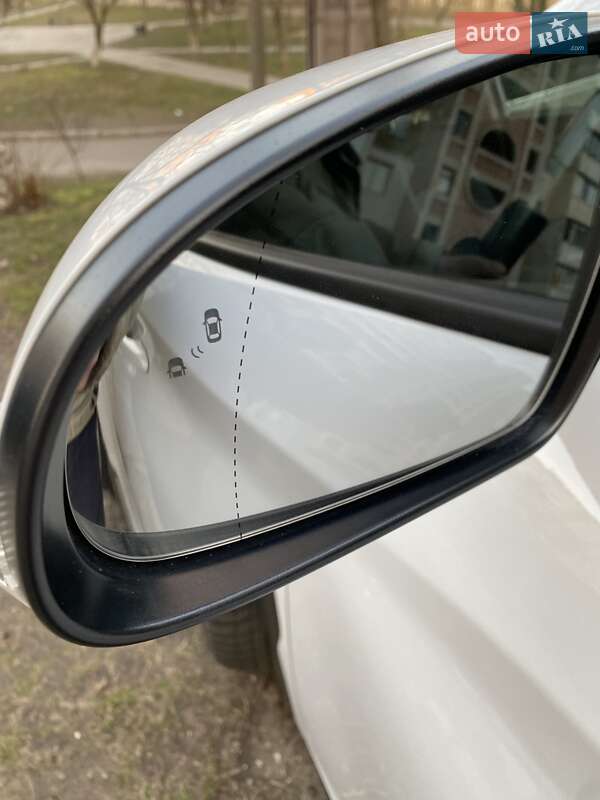 Внедорожник / Кроссовер Hyundai Kona Electric 2019 в Киеве