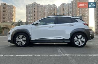 Позашляховик / Кросовер Hyundai Kona Electric 2019 в Києві