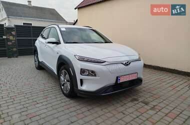 Позашляховик / Кросовер Hyundai Kona Electric 2020 в Луцьку