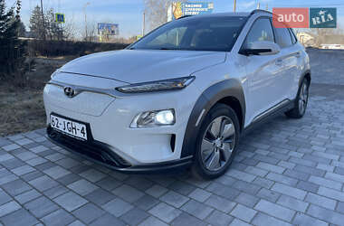 Внедорожник / Кроссовер Hyundai Kona Electric 2019 в 