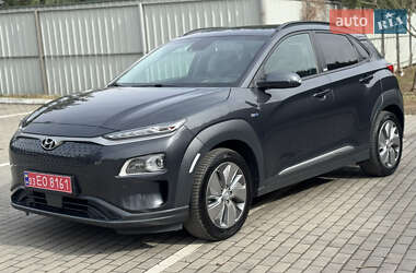 Внедорожник / Кроссовер Hyundai Kona Electric 2020 в 