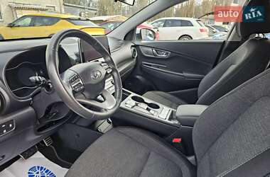 Позашляховик / Кросовер Hyundai Kona Electric 2021 в 