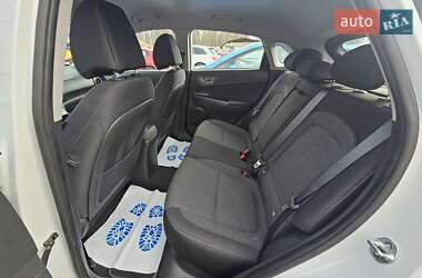 Позашляховик / Кросовер Hyundai Kona Electric 2021 в 
