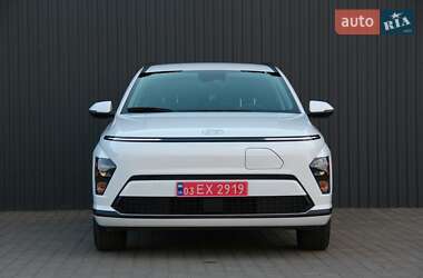 Внедорожник / Кроссовер Hyundai Kona Electric 2024 в 