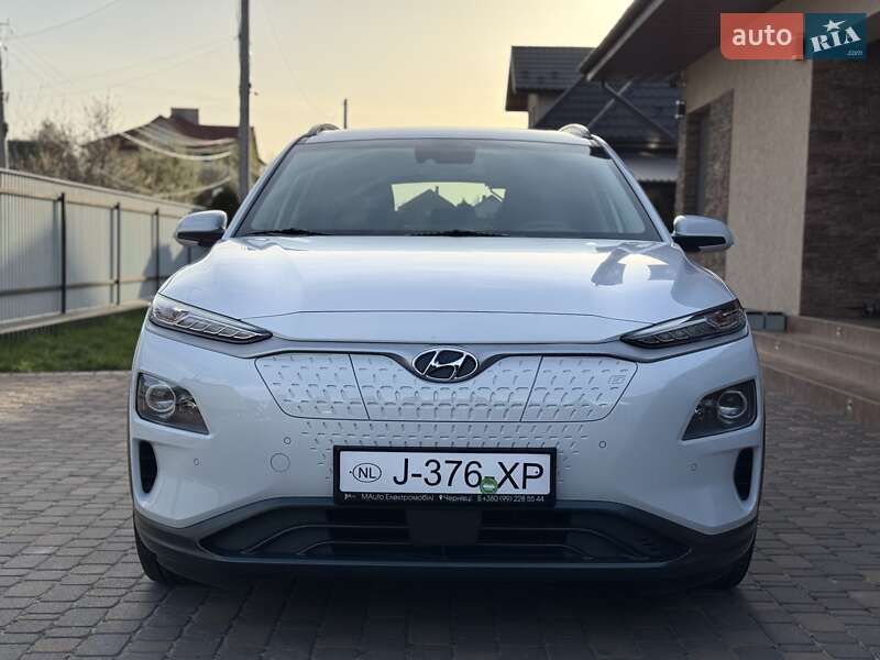 Внедорожник / Кроссовер Hyundai Kona Electric 2020 в Черновцах