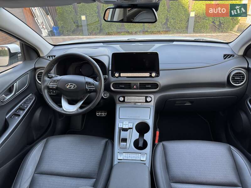 Внедорожник / Кроссовер Hyundai Kona Electric 2020 в Черновцах
