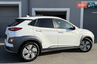 Позашляховик / Кросовер Hyundai Kona Electric 2020 в 