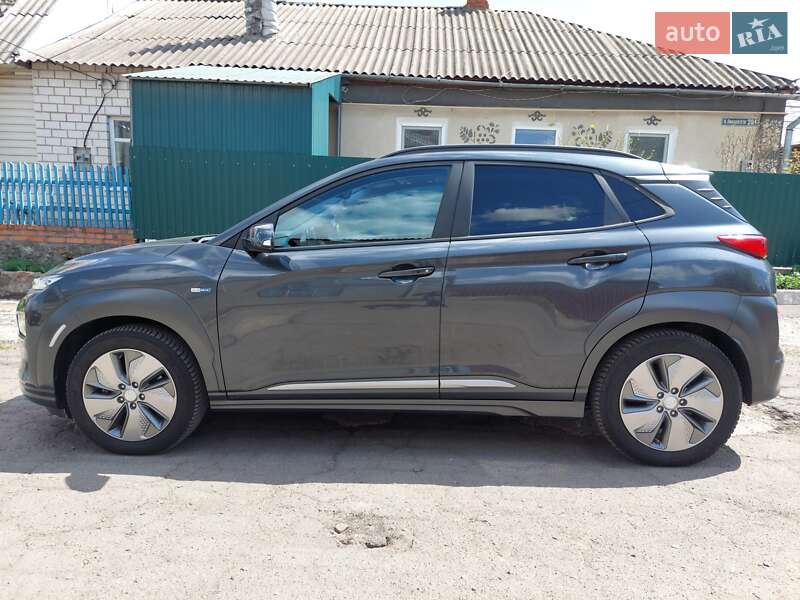 Внедорожник / Кроссовер Hyundai Kona Electric 2019 в Первомайске