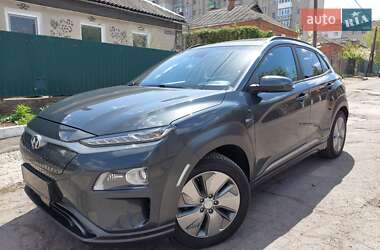 Внедорожник / Кроссовер Hyundai Kona Electric 2019 в Первомайске