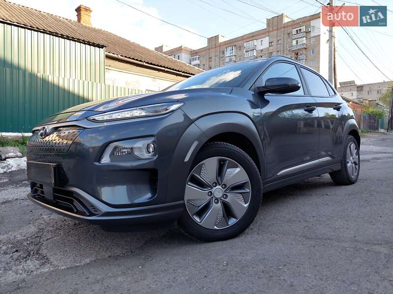 Внедорожник / Кроссовер Hyundai Kona Electric 2019 в Первомайске