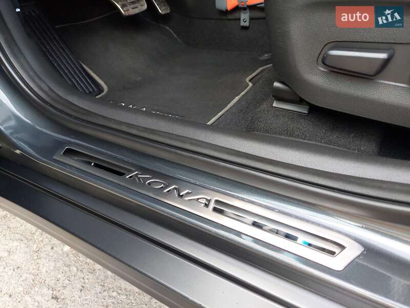 Внедорожник / Кроссовер Hyundai Kona Electric 2019 в Первомайске