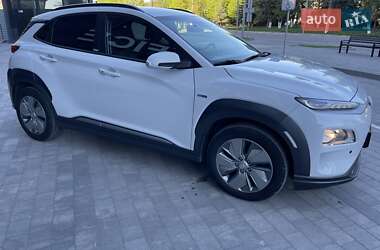 Позашляховик / Кросовер Hyundai Kona Electric 2020 в 