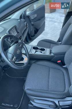Позашляховик / Кросовер Hyundai Kona Electric 2020 в 