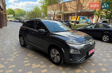 Позашляховик / Кросовер Hyundai Kona Electric 2020 в 