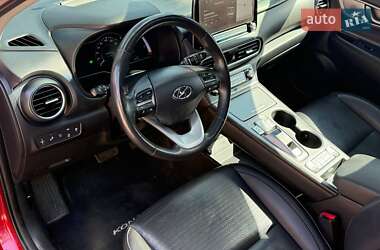 Позашляховик / Кросовер Hyundai Kona Electric 2020 в 