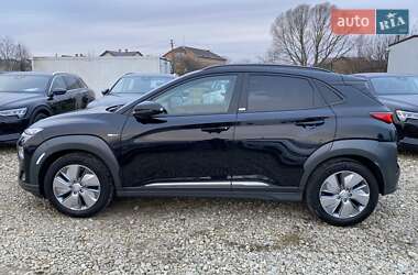 Внедорожник / Кроссовер Hyundai Kona Electric 2020 в 