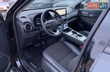 Внедорожник / Кроссовер Hyundai Kona Electric 2020 в 