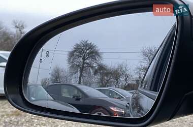 Внедорожник / Кроссовер Hyundai Kona Electric 2020 в 