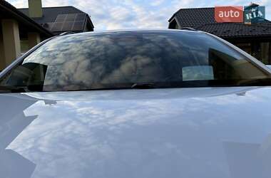 Внедорожник / Кроссовер Hyundai Kona Electric 2020 в 