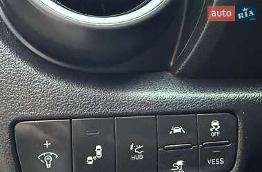 Внедорожник / Кроссовер Hyundai Kona Electric 2020 в 