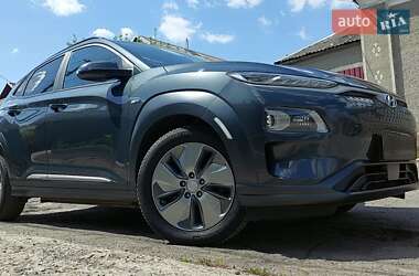 Внедорожник / Кроссовер Hyundai Kona Electric 2019 в Первомайске