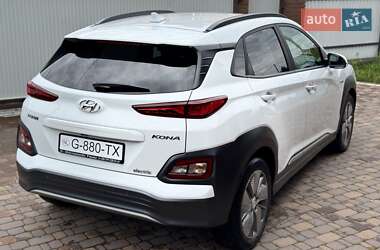 Позашляховик / Кросовер Hyundai Kona Electric 2019 в 