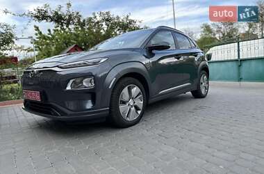 Внедорожник / Кроссовер Hyundai Kona Electric 2019 в 