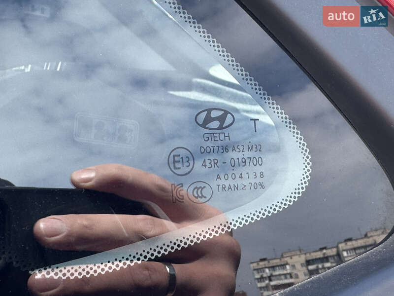 Позашляховик / Кросовер Hyundai Kona Electric 2021 в Києві