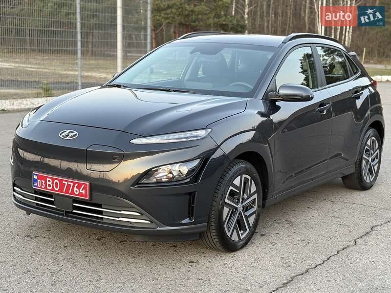 Внедорожник / Кроссовер Hyundai Kona Electric 2022 в 