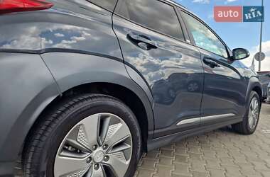 Позашляховик / Кросовер Hyundai Kona Electric 2020 в 