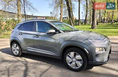 Позашляховик / Кросовер Hyundai Kona Electric 2020 в Києві