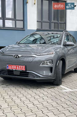 Позашляховик / Кросовер Hyundai Kona Electric 2021 в Луцьку