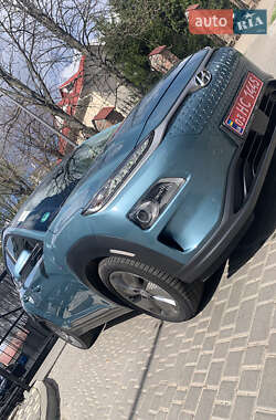 Внедорожник / Кроссовер Hyundai Kona Electric 2019 в 