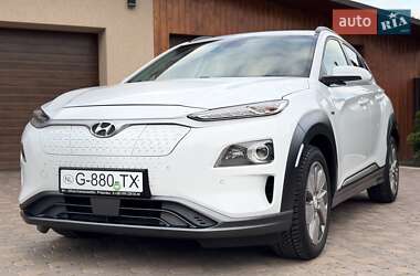 Внедорожник / Кроссовер Hyundai Kona Electric 2019 в 