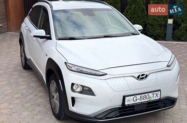 Внедорожник / Кроссовер Hyundai Kona Electric 2019 в 