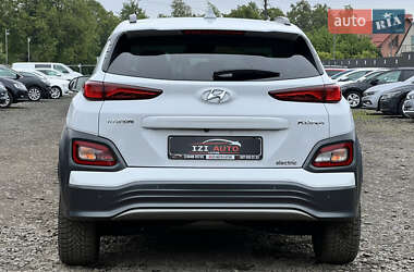 Внедорожник / Кроссовер Hyundai Kona Electric 2020 в 
