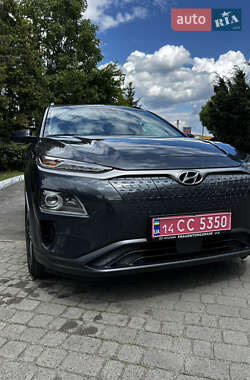 Позашляховик / Кросовер Hyundai Kona Electric 2020 в 