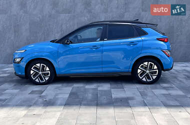 Позашляховик / Кросовер Hyundai Kona Electric 2021 в 