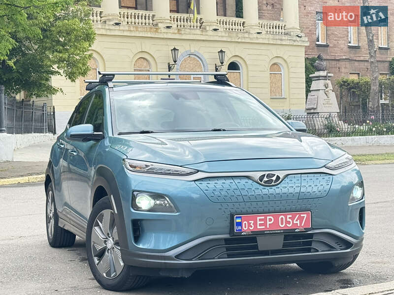 Внедорожник / Кроссовер Hyundai Kona Electric 2018 в 