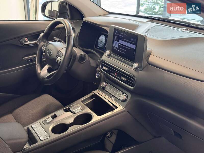 Позашляховик / Кросовер Hyundai Kona Electric 2021 в Львові