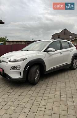 Позашляховик / Кросовер Hyundai Kona Electric 2020 в Рівному