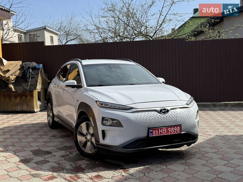 Внедорожник / Кроссовер Hyundai Kona Electric 2019 в Ровно