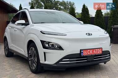 Позашляховик / Кросовер Hyundai Kona Electric 2021 в 